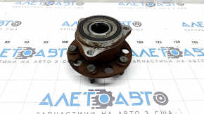 Rear left hub Hyundai Tucson 22-25 AWD
