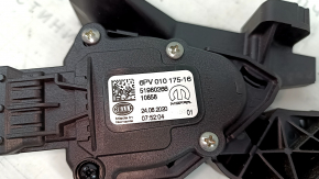 Jeep Renegade 19-23 gas pedal