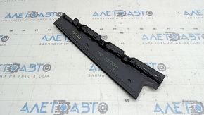 The door trim, side rear right front VW Jetta 19-26, broken fastening