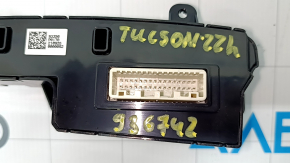 Hyundai Tucson 2012-2016 1.6T HEV center console button block, under heated seats, scratched