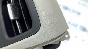 Rear center console trim with air vent deflector Hyundai Tucson 22-26 gray, type 2, scratches