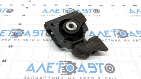 Front engine mount for Lexus CT200h 11-17
