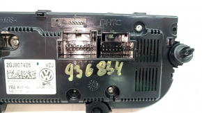 VW Jetta 19-26 heater control without heated seats, scratches on the glass