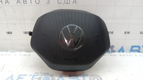 Airbag in the steering wheel of the driver's side of the VW Jetta 22-26