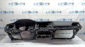 VW Jetta 19-26 black, scratched dashboard with airbag