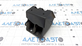 Left side member bump stop for Lexus CT200h 11-17 type 2