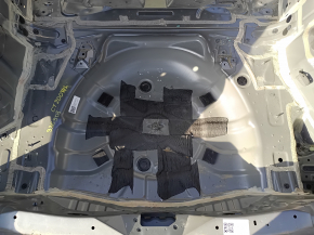 Lexus CT200h 11-17 trunk tray on the body