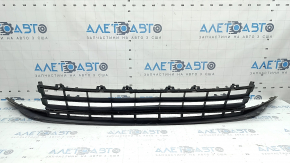 Lower grille of the front bumper VW Jetta 22-24 structure, dented, cracked, worn