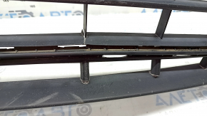 Lower grille of the front bumper VW Jetta 22-24 structure, dented, cracked, worn