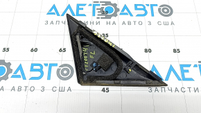 The front left side door trim triangle for Lexus CT200h 14-17 is broken.