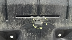 Lexus CT200h 11-17 front bumper guard tears