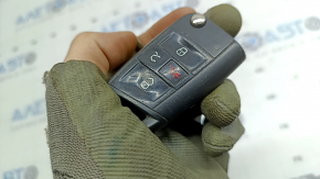 VW Jetta 20-26 4-button flip key with scratches