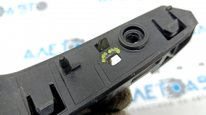 Front bumper mount right wing Audi Q3 83A 19-25 broken mount, cracks in the mount
