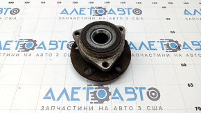 Front left hub of Audi Q3 83A 19-25 brake disc mounting bolt is broken