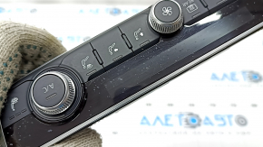 Climate control for the Audi Q3 83A 19-25 auto with heated seats and polished glass