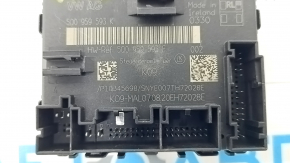 The front left door control unit of the Audi Q3 83A 19-25 has a broken mount.