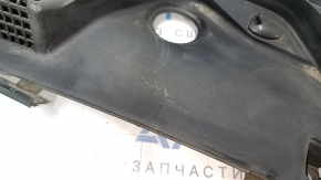 Left windshield wiper grille plastic Nissan 350z scratches