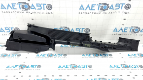 Audi Q3 83A 19-25 black, scratched inner rear right door sill trim