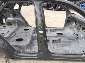 Central right body pillar Audi Q3 83A 19-25 on the body
