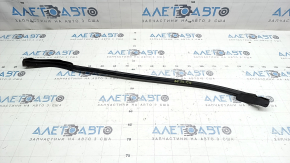 Audi Q7 20-26 front rear right door seal