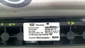 Isofix insert for the rear 2nd row of seats, central, Audi Q7 16-26, gray leather