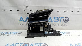 Left front panel air vent deflector for Audi Q7 20-22