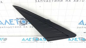 Triangle plug rear wing left Hyundai Elantra 21-23 black