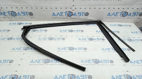 Rear right window seal for Audi Q7 16-26 with chrome molding, bent molding, glued on