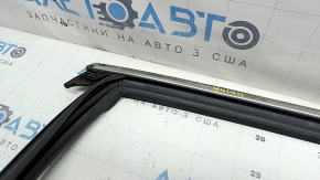 Rear right window seal for Audi Q7 16-26 with chrome molding, bent molding, glued on