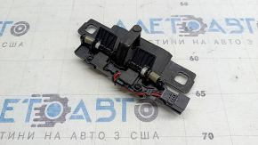Audi Q7 16-26 trunk lid lock bracket with sensor