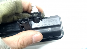 Rear view camera with handle and trunk release button for the Audi Q7 20-26