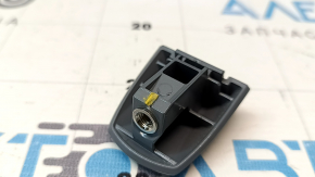 The rear right door handle plug of a Nissan Ariya 23-26 has a broken guide.