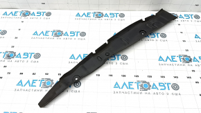 Left door-wing seal for Audi Q5 80A 18-24, tear