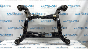 The rear subframe of the Audi Q5 80A 18-24 is rusty.