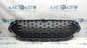 Ford Escape MK4 2022 grille, gloss black mesh, chrome trim