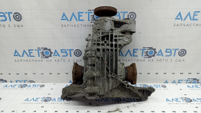 The rear differential gearbox of an Audi Q7 16-26 119k, rusty, torn silent block