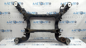The rear subframe of the Audi Q7 16-26 is rusty, with microcracks on the 1st axle of the gearbox.