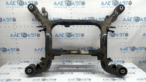 The rear subframe of the Audi Q7 16-26 is rusty, with microcracks on the 1st axle of the gearbox.