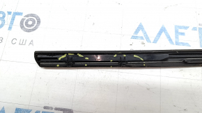 Door-glass molding, center rear right, Toyota Sienna 21-26, black, broken fasteners