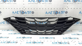 Black Hyundai Elantra 21-23 radiator grille without radar, broken, non-standard holes