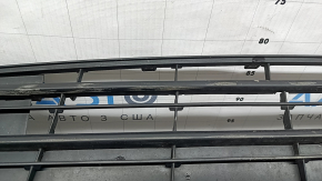 Lower front bumper grille assembly for Toyota Sienna 21-26 without parking sensors under fog lights, structure, LE, worn, chips