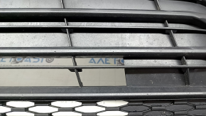 Lower front bumper grille assembly for Toyota Sienna 21-26 without parking sensors under fog lights, structure, LE, worn, chips
