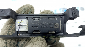 Audi Q5 80A 18-24 passenger seat light with bracket