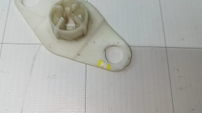 Ford Fusion mk5 13-20 lower left headlight mount cracked