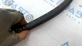 Rear right door seal for Toyota Sienna 21-26, torn, worn