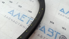 Rear right door seal for Toyota Sienna 21-26, torn, worn