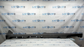 Right threshold for Toyota Sienna 21-26 graphite