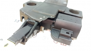 Toyota Avalon 13-18 trunk lid lock missing fragment