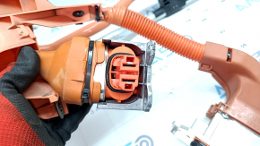 High-voltage cable through the entire body of the Toyota Sienna 21-26