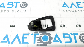 Kia K5 21-24 rear right door handle plug crack in mount